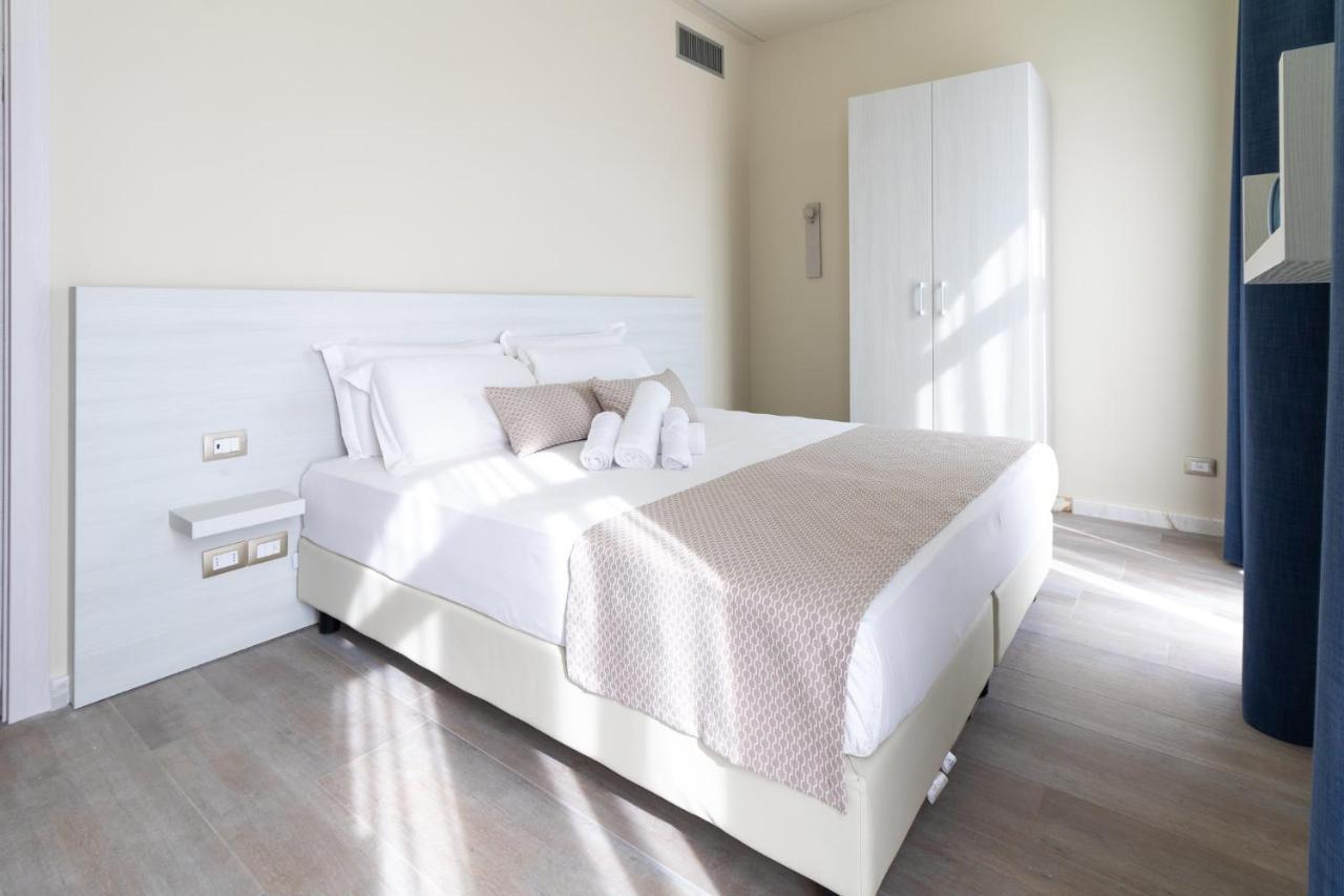 Doride Suites Boutique Hotel Marina Di Carrara Eksteriør billede
