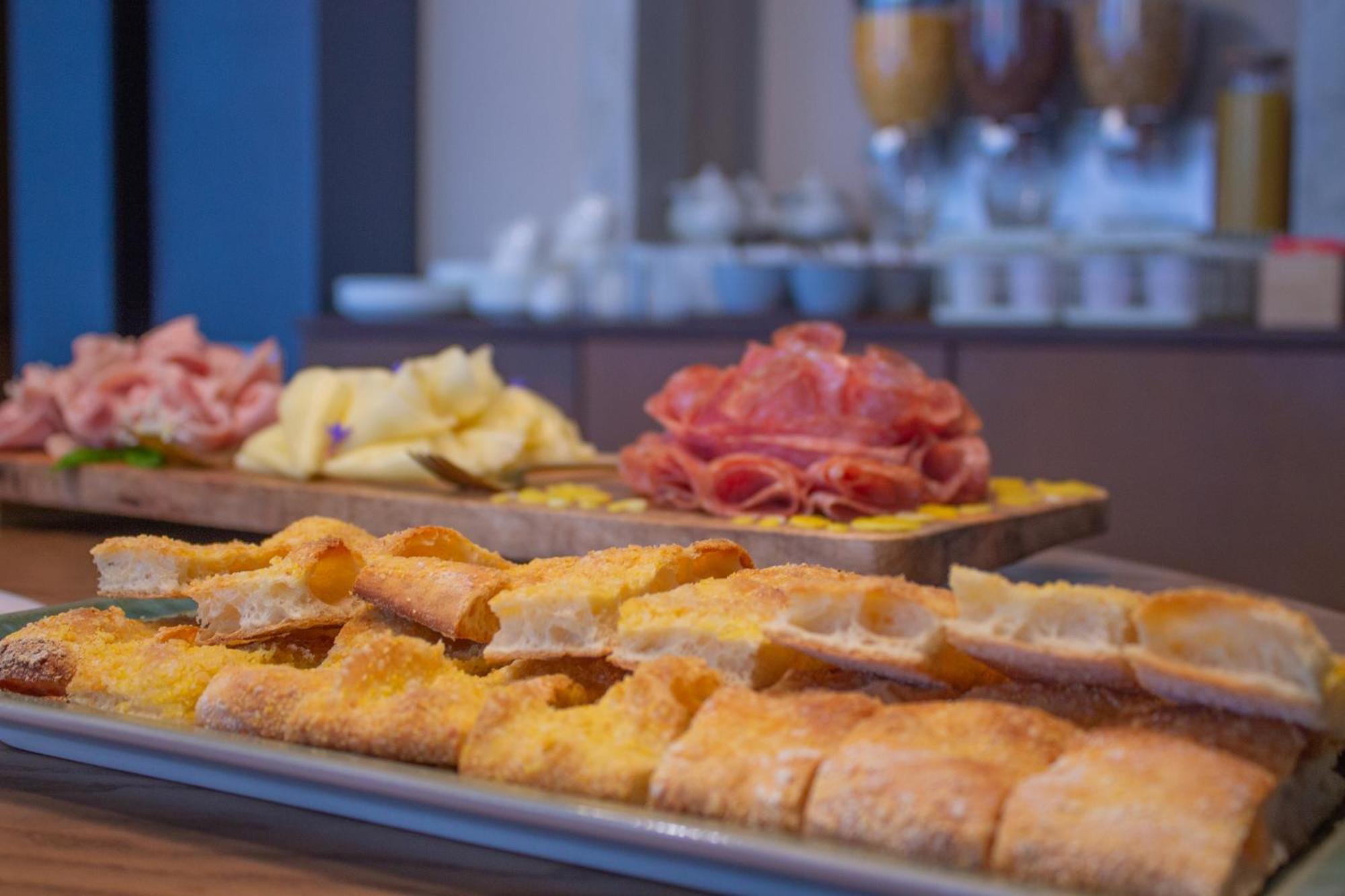 Doride Suites Boutique Hotel Marina Di Carrara Eksteriør billede