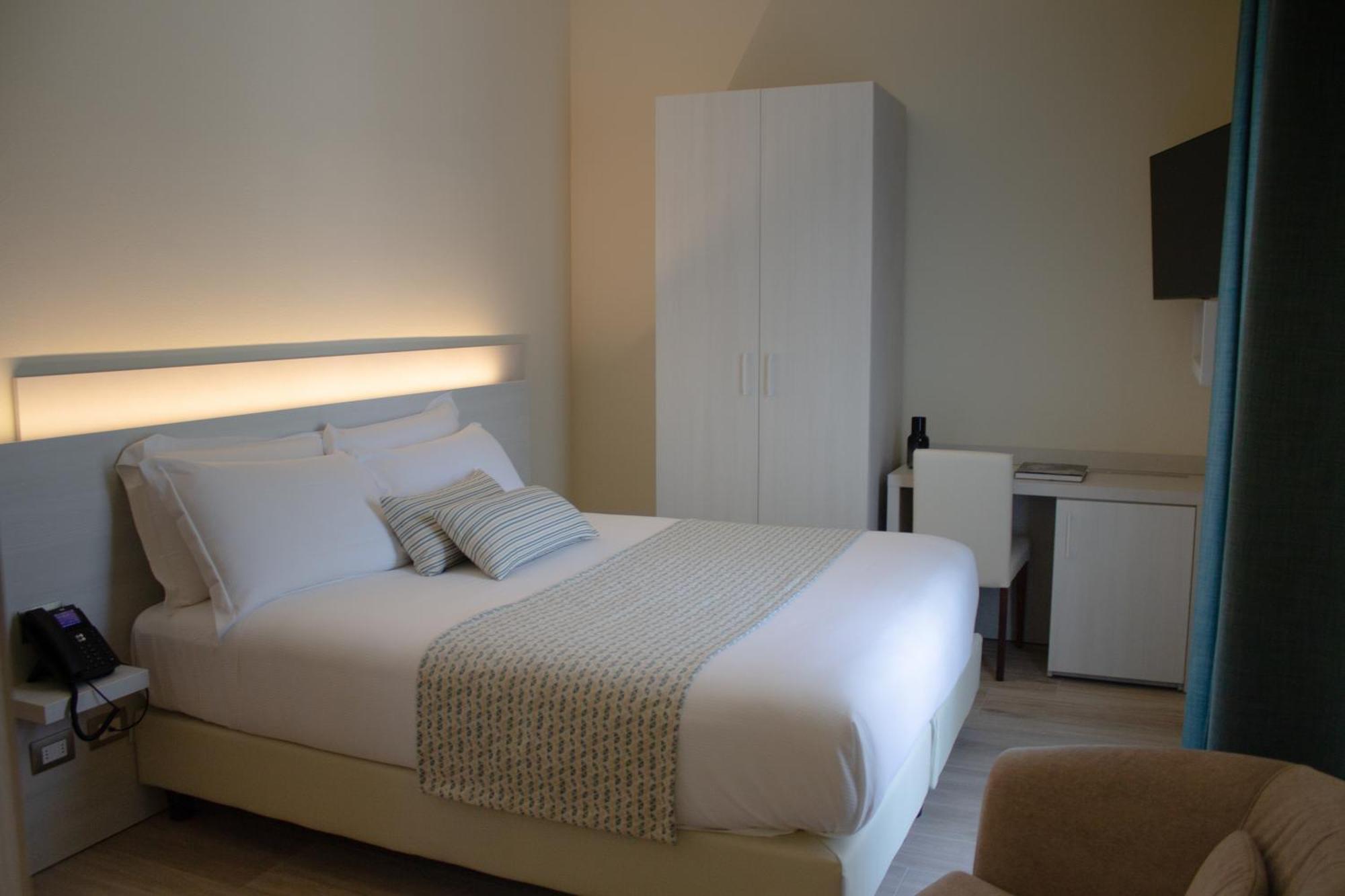 Doride Suites Boutique Hotel Marina Di Carrara Eksteriør billede